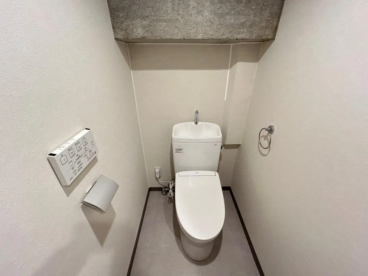 LiveFlat Higashi Koenji II - Interior - ["Toilet seat", "Toilet", "Plumbing fixture"]