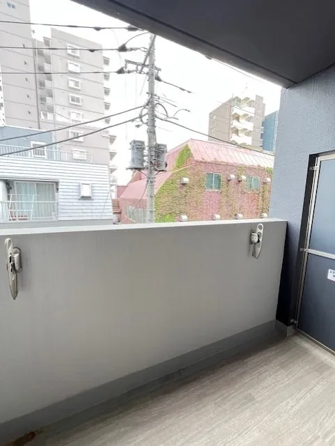 RESIDIA Kamiochiai - Interior - ["Floor", "Apartment", "Grey"]
