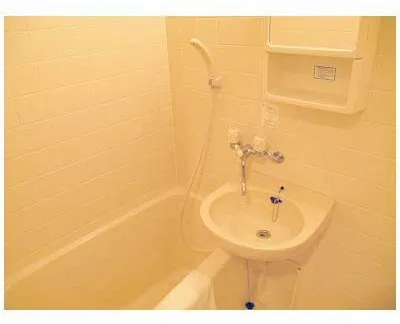 Elflat Takanawadai - Interior - ["Plumbing fixture", "Bathroom", "Flooring"]