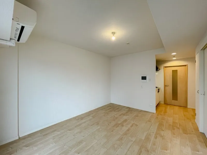 Castalia Hatsudai - Interior - ["Flooring", "Floor", "Wood"]