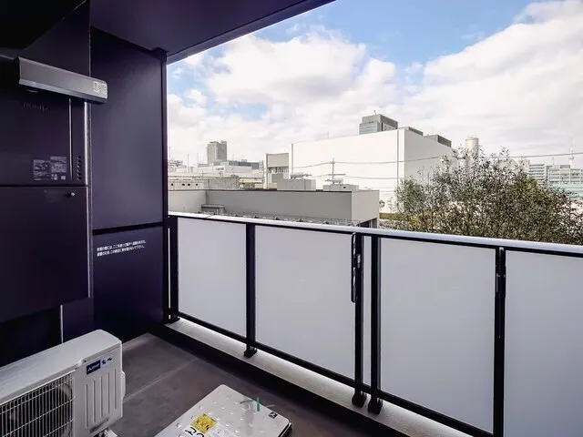 Brookside Residence Kiba - Interior - ["Composite material", "Apartment", "Balcony"]