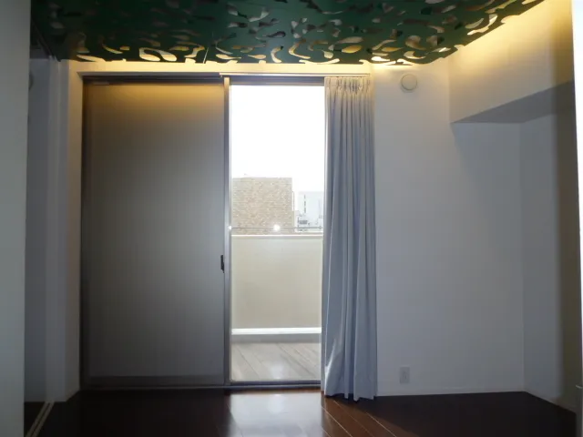 Gran Casa Minami Aoyama - Interior - ["Wall", "Ceiling", "Wood"]
