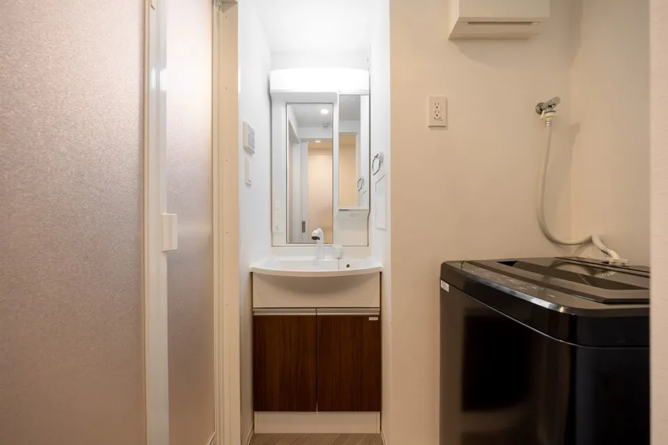 Hmlet Sangenjaya II - Interior - ["Flooring", "Interior design", "Floor"]