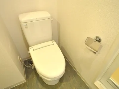 Premier Stage Mita Keio University Front - Interior - ["Toilet seat", "Toilet", "Bathroom"]