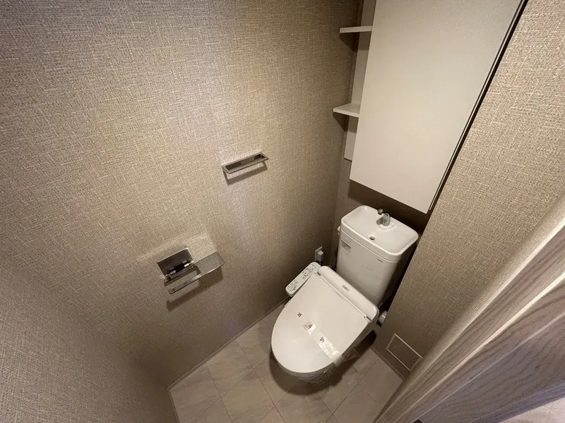 Primal Nerima Toshimaen - Interior - ["Toilet seat", "Toilet", "Plumbing fixture"]