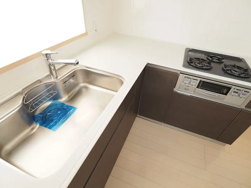 RESIDIA Negishi - Interior - ["Kitchen sink", "Property", "Plumbing fixture"]
