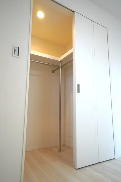 Avan Casa Machiya - Interior - ["Fixture", "Wood", "Interior design"]