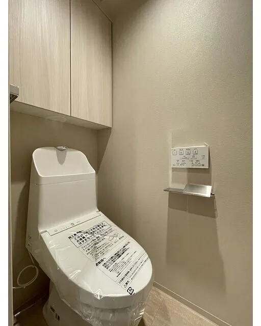Season Flats Omorinishi - Interior - ["Flooring", "Floor", "Plumbing fixture"]