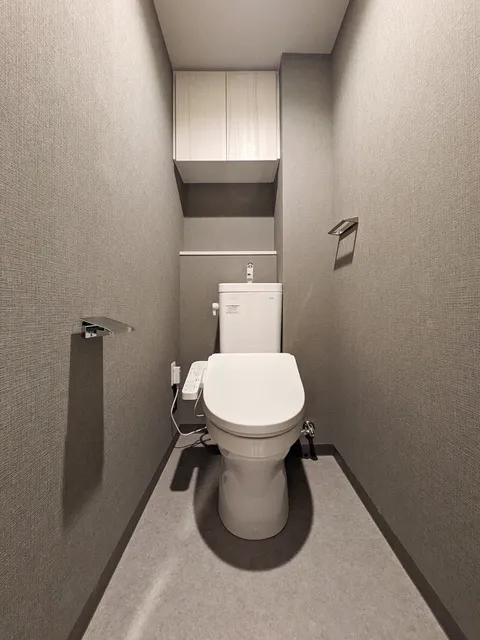 KDX Residence Denenchofu Minami - Interior - ["Toilet seat", "Toilet", "Flooring"]