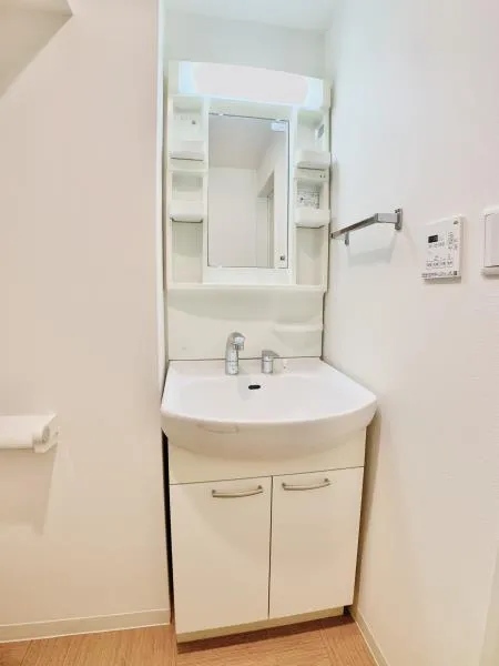 KDX Residence Monzennakacho - Interior - ["Mirror", "Tap", "Bathroom cabinet"]