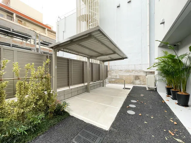 Duo Flatz Ikejiri Ohashi - Exterior - ["Architecture", "Composite material", "Metal"]