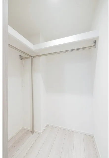 Season Flats Omorinishi - Interior - ["Wood", "Flooring", "Ceiling"]
