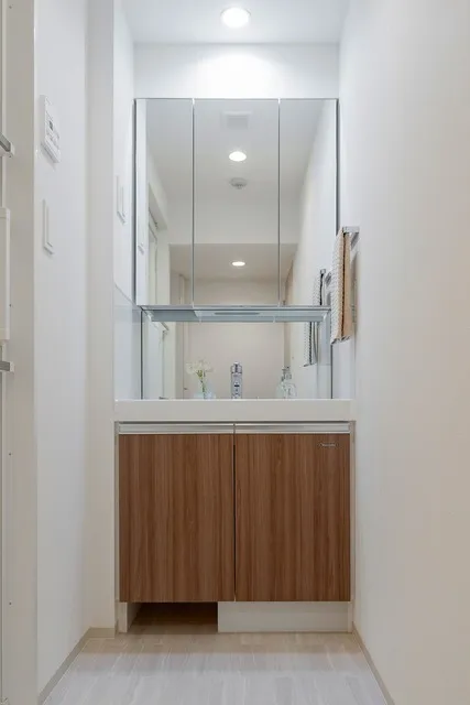 Prince Asylee Court - Interior - ["Interior design", "Wall", "Flooring"]