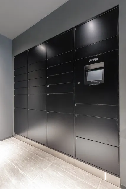 RJR Precia Omorikita - Other - ["Flooring", "Locker", "Glass"]