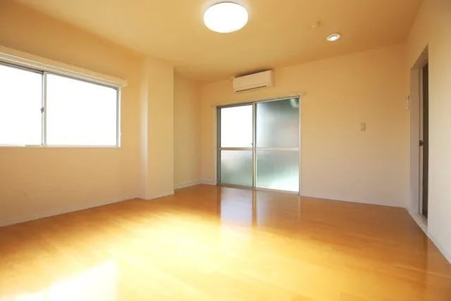 Ishikawa Building - Interior - ["Flooring", "Floor", "Wood flooring"]