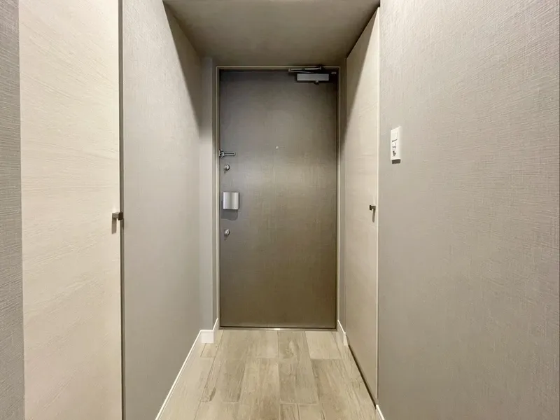 Lighthouse Otsuka - Interior - ["Flooring", "Wall", "Floor"]