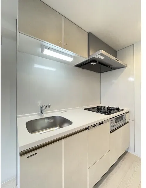 Comforia Liv Minamisunamachi East - Interior - ["Flooring", "Major appliance", "Kitchen"]