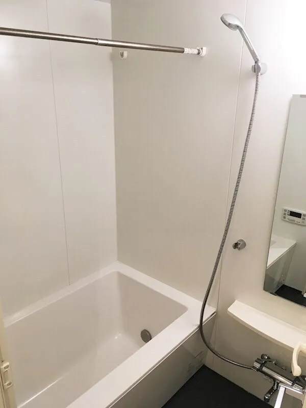 Estime Maison Akabane - Interior - ["Plumbing fixture", "Bathroom", "Flooring"]