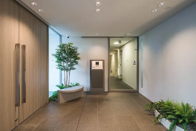 Cosmo Reit Shinjuku Yochocho - Exterior - ["Flooring", "Interior design", "Wall"]