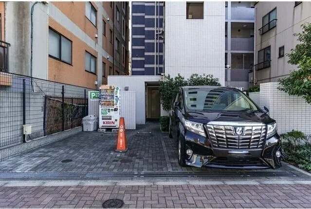 Comforia Kanamecho - Other - ["Motor vehicle", "Car", "Automotive Exterior"]