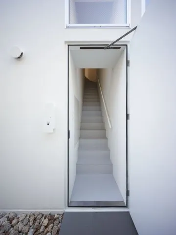 Faret Yoyogi Uehara - Interior - ["Fixture", "Rectangle", "Flooring"]