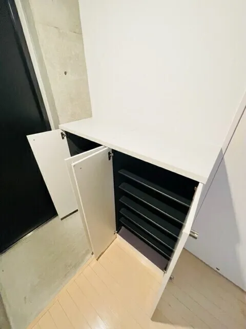 Nakano Nine's Core - Interior - ["Rectangle", "Shelving", "Wood"]