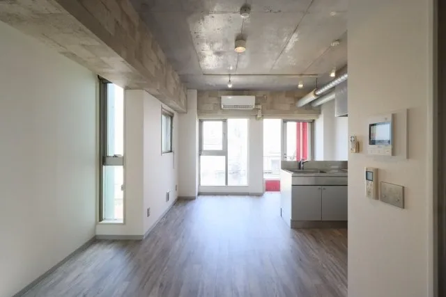 Cynthia Sangenjaya Residence Cafe - Interior - ["Flooring", "Ceiling", "Floor"]