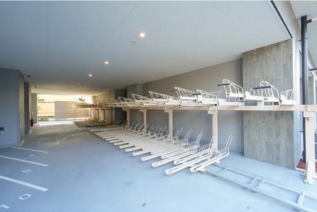 HF Oshiage Residence - Other - ["Aluminium", "Steel", "Balcony"]