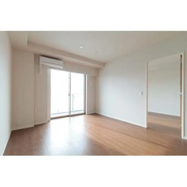 Rumireis Toyosu - Interior - ["Fixture", "Hall", "Wood"]