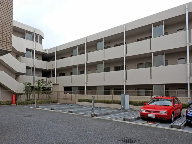 Grand Heights Minamiyukiya - Other - ["Apartment", "Daylighting", "Brutalist architecture"]