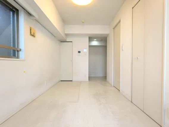 Access Otemachi Luxes - Interior - ["Flooring", "Floor", "Ceiling"]