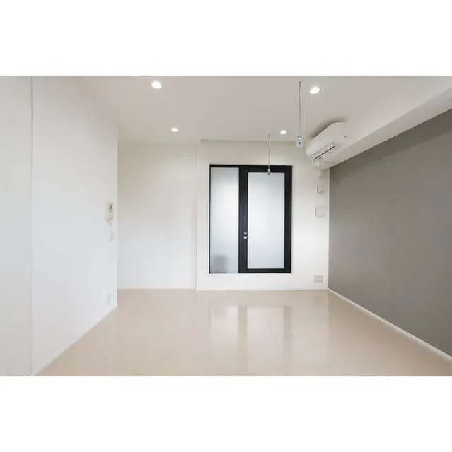 FULL HOUSE MONZENNAKACHO - Interior - ["Window", "Fixture", "Hall"]