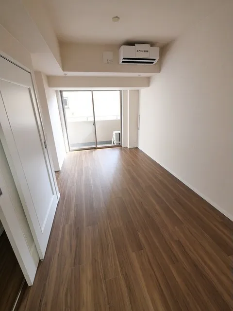 Orchid Residence Itabashi - Interior - ["Brown", "Building", "Property"]