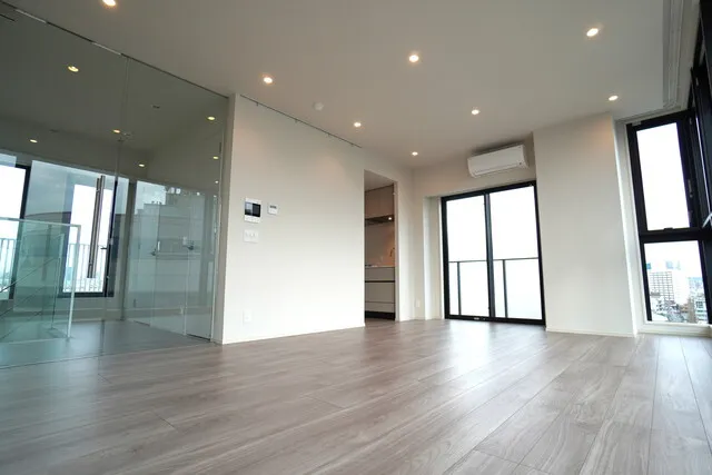 Ipse Himonya - Interior - ["Property", "Fixture", "Building"]