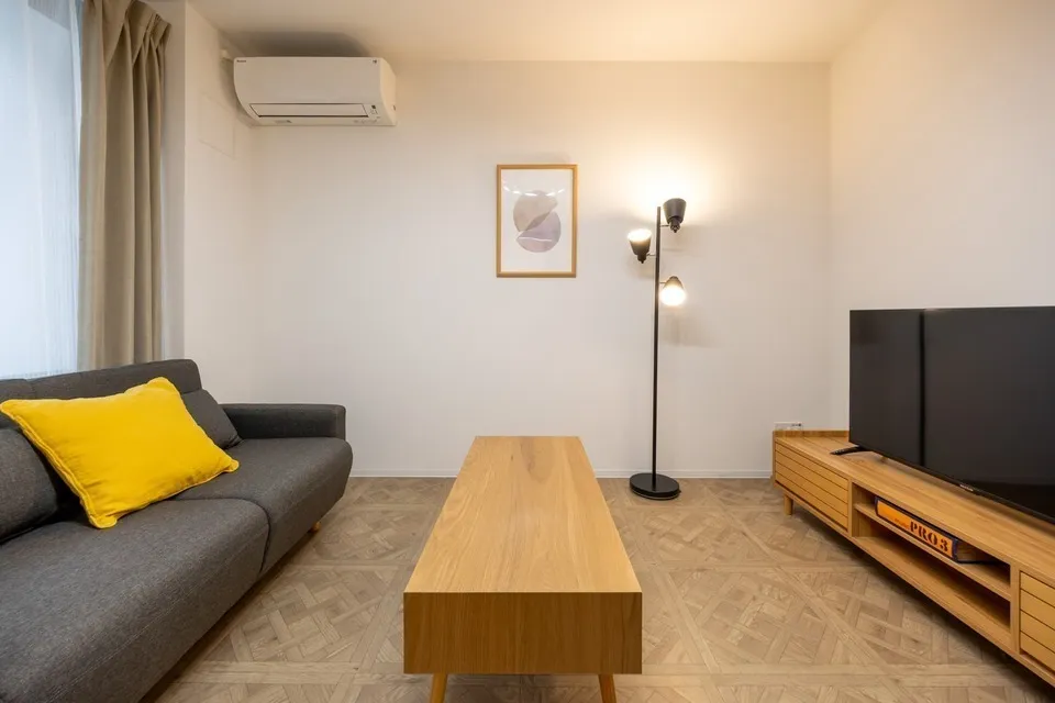 Hmlet Sangenjaya II - Interior - ["Furniture", "Interior design", "Flooring"]