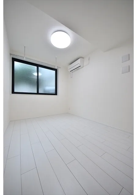Le Coeur Shibuya Honmachi - Interior - ["White", "Flooring", "Ceiling"]