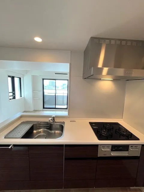 Stella Maison Sangenjaya - Interior - ["Kitchen", "Countertop", "Plumbing fixture"]