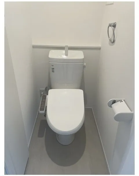 Peabody Homes Nakanosakaue - Interior - ["Toilet seat", "Toilet", "Plumbing fixture"]