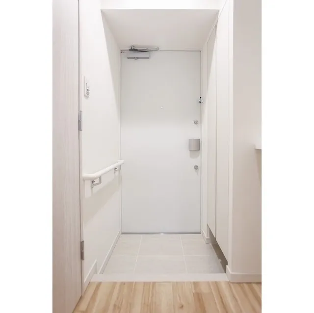 Comforia Live Nishikasai - Interior - ["Building", "Door", "Fixture"]