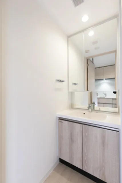 Avvolto Felice Kamata South - Interior - ["Flooring", "Floor", "Interior design"]