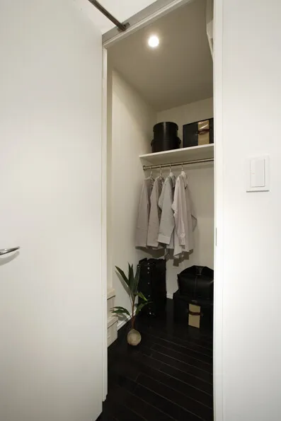Primal Shinjuku Wakamatsucho - Interior - ["Wall", "Wood", "Flooring"]