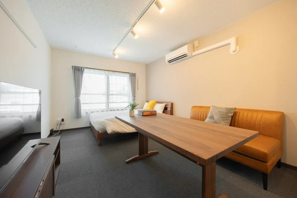 Hmlet Shinjuku Kawadacho - Interior - ["Furniture", "Flooring", "Interior design"]