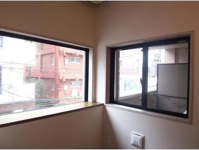 Groban Itabashi - Interior - ["Glass", "Apartment", "Daylighting"]