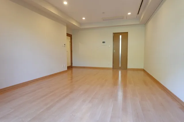 Garden Higashigaoka - Interior - ["Wood flooring", "Floor", "Flooring"]