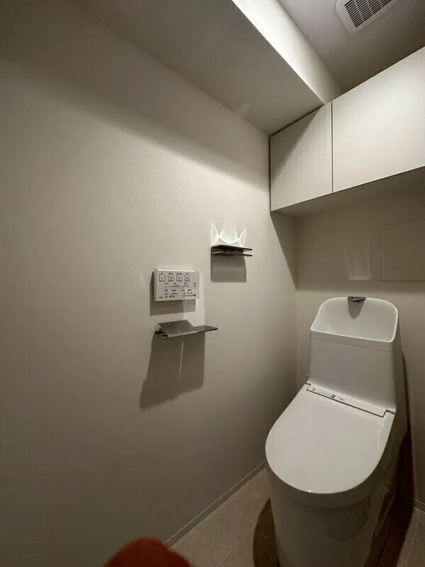 Lumique Omori - Interior - ["Flooring", "Floor", "Interior design"]