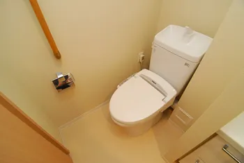 Esty Maison Toyosu Residence - Interior - ["Toilet seat", "Plumbing fixture", "Toilet"]