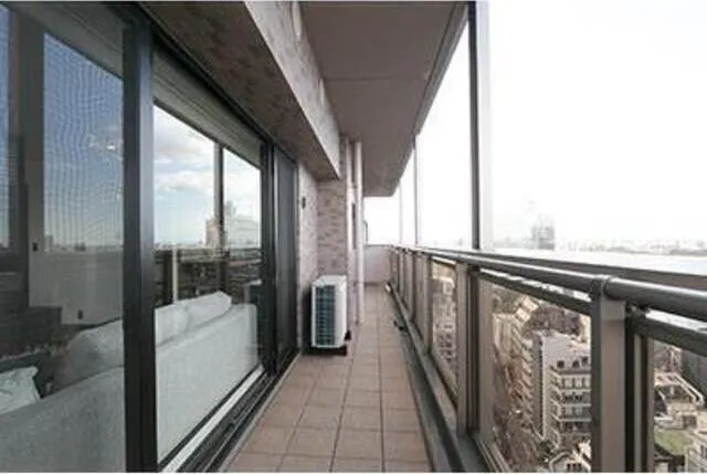 Park Avenue Jinnan - Interior - Balcony