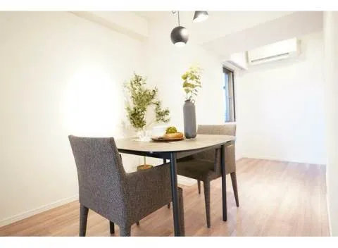 Brides Higashi-Nihonbashi - Interior - ["Furniture", "Interior design", "Flooring"]