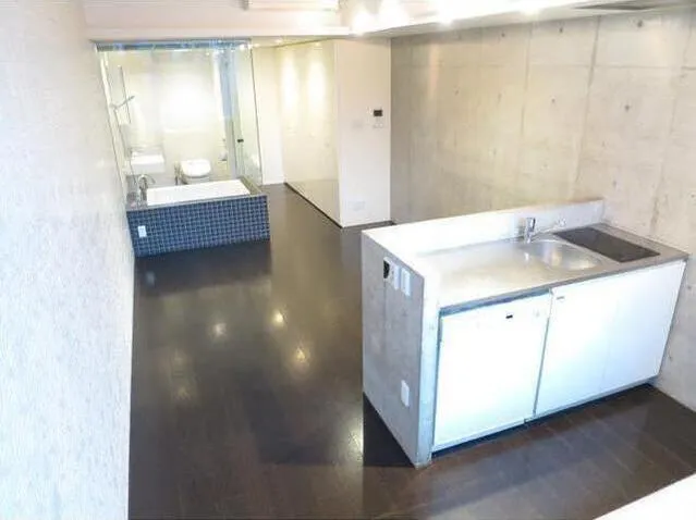 Ipse Gakugei Daigaku - Interior - ["Property", "Tile", "Floor"]