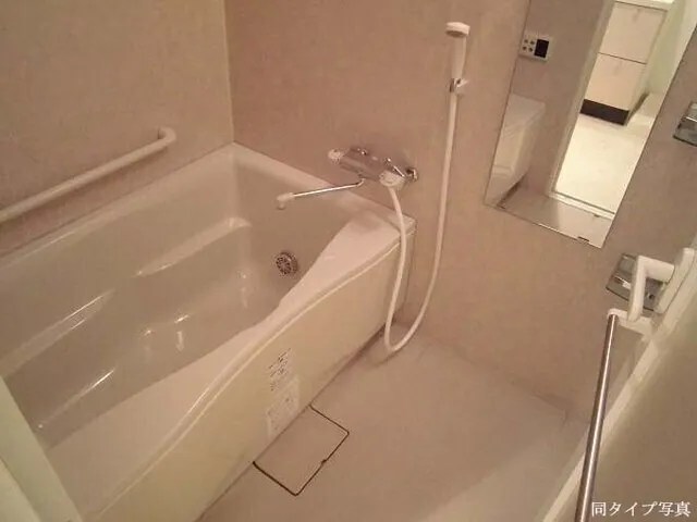 Comforia Ginza East - Interior - ["Bathtub", "Plumbing fixture", "Bathroom"]